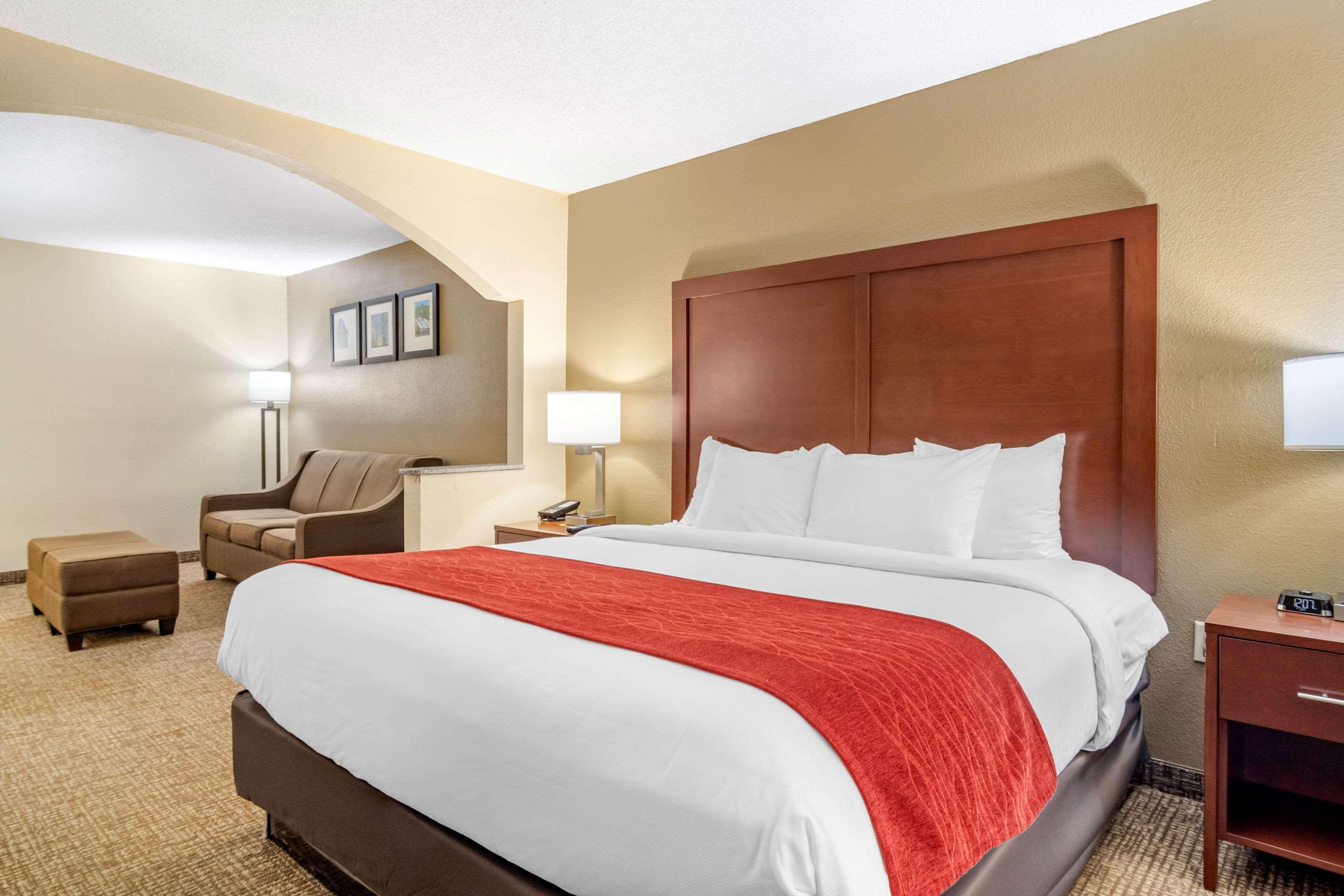 Comfort Inn & Suites Macon North I-75 Экстерьер фото