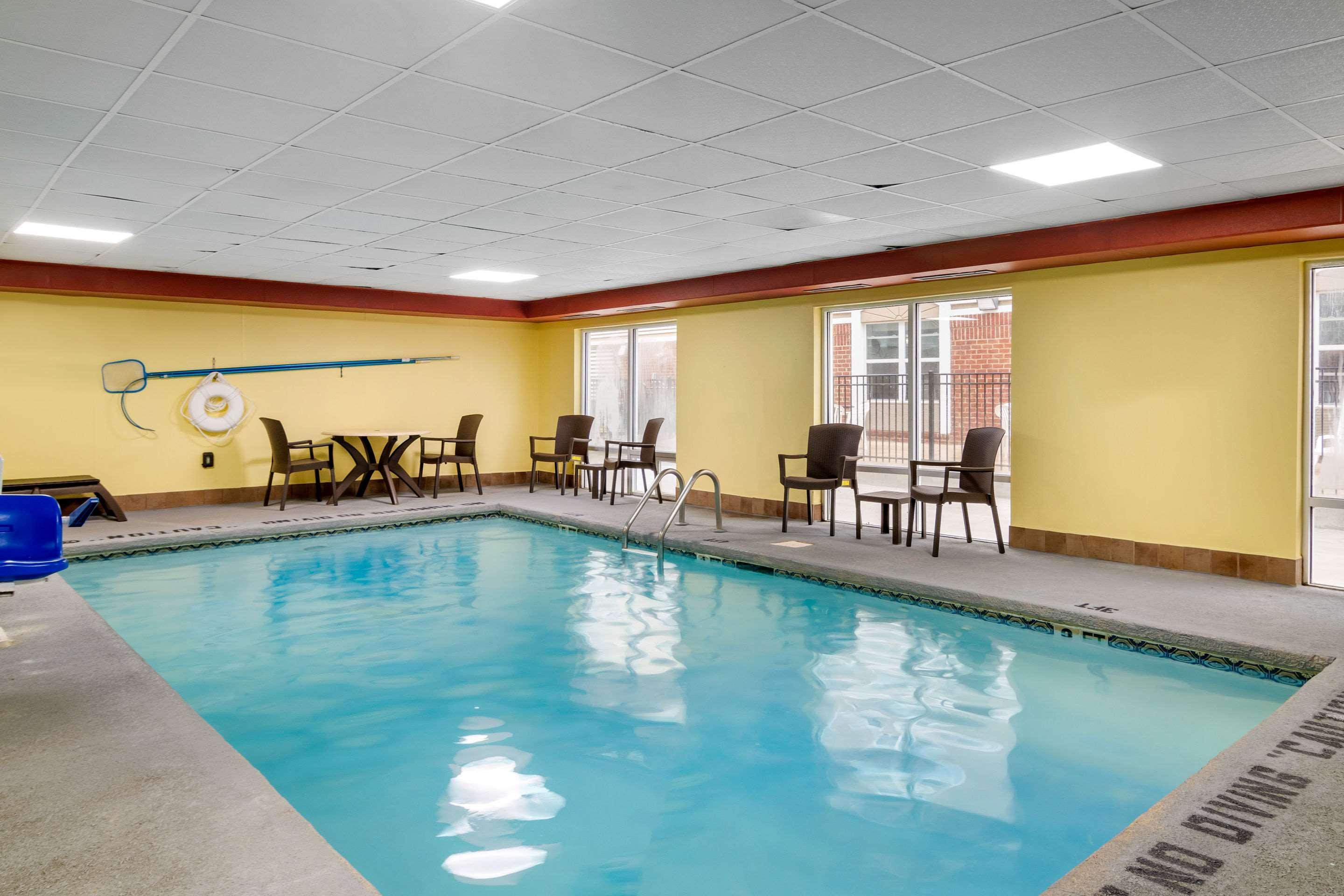 Comfort Inn & Suites Macon North I-75 Экстерьер фото