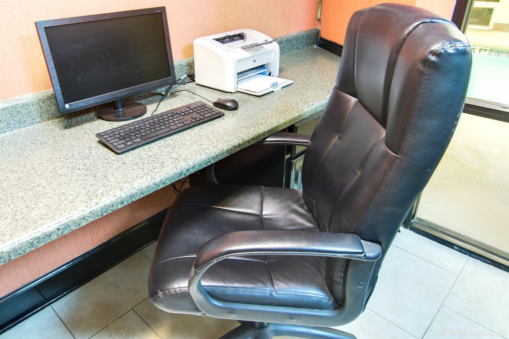 Comfort Inn & Suites Macon North I-75 Экстерьер фото