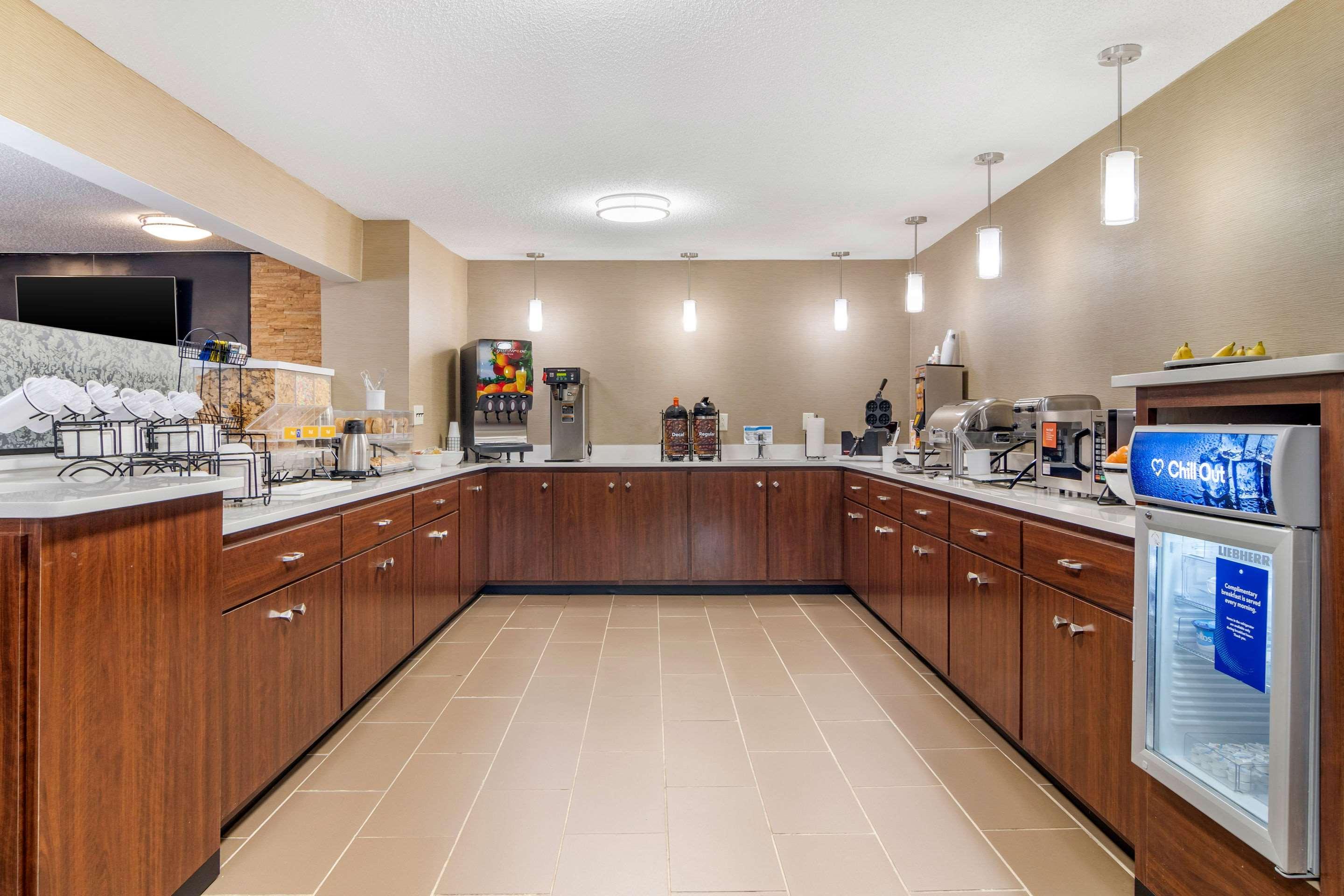 Comfort Inn & Suites Macon North I-75 Экстерьер фото