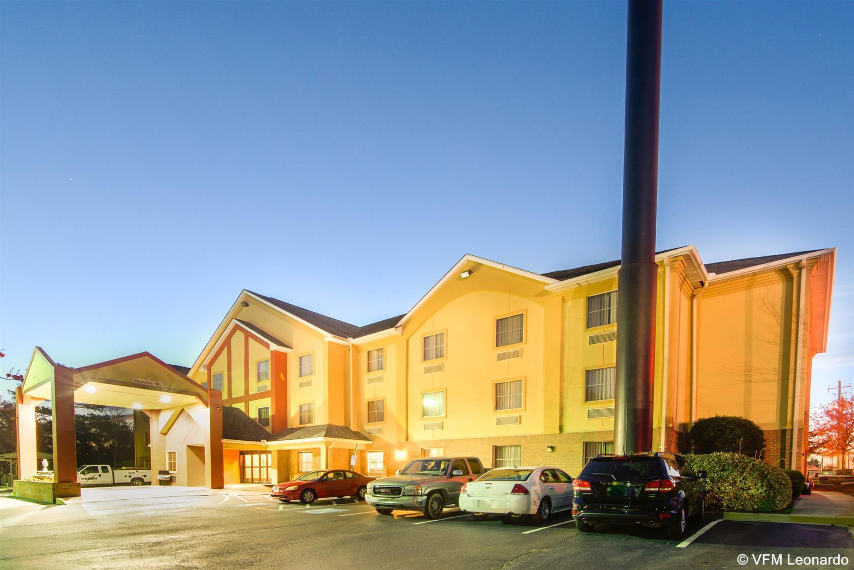 Comfort Inn & Suites Macon North I-75 Экстерьер фото